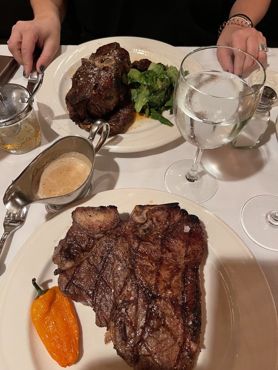 🥩 🥩 🥩 🍖 🍖 😃😃😁😁 🐄 🐄