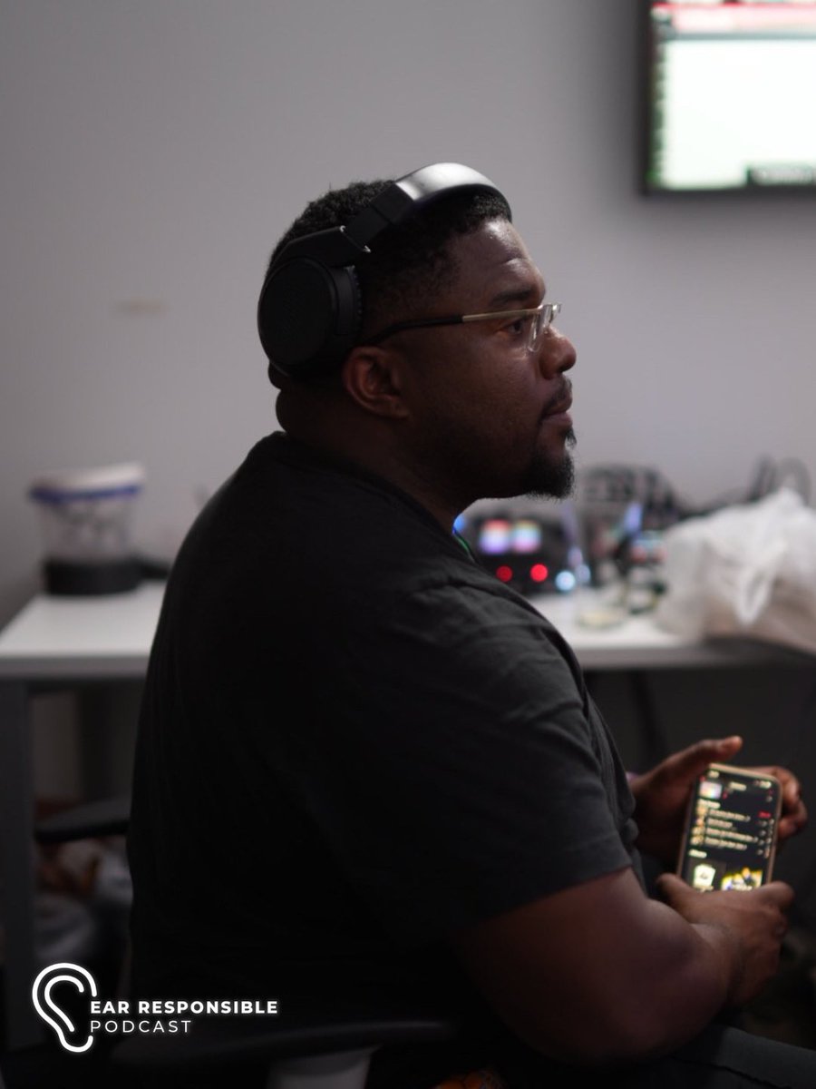 _EarResponsible's tweet photo. The boys are back in town, every Thursday on @caffeine. Make sure you download the app and follow TheComedyPress for more #EarResponsible

Enjoy, Ear Responsibly 👂🏾

📸: @Dougie_Allenn https://t.co/uBJgMfbozv