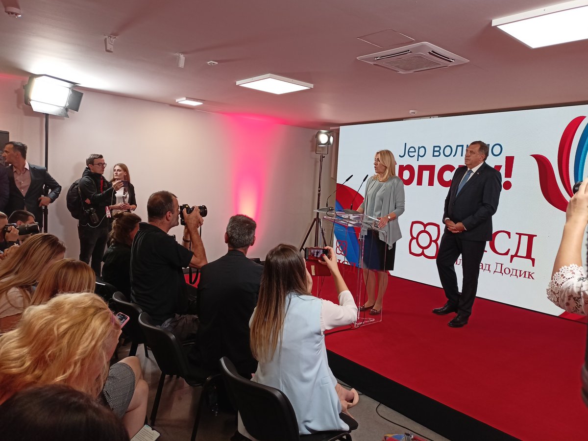 AJandric's tweet photo. Cvijanović: zahvaljujem se građanima na podršci, radiću u njihovom interesu. @unatelevizija https://t.co/vCekThxCdj