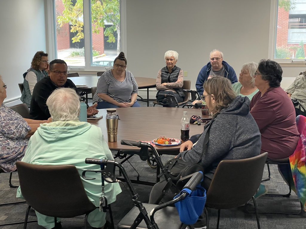 keithellison's tweet image. Spent my Sunday meeting w MNs in Winona &amp;amp; Red Wing. 

With just 37 more days to go, Minnesotans understand all that is on the line this Nov. and are fired up to elect leaders committed to protecting their rights, safety &amp;amp; pocketbooks. 

Join the fight ➡️ mobilize.us/keithellison