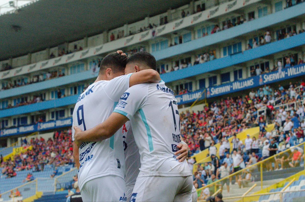 AlianzaFC_sv's tweet image. Feliz Día del niño de parte de papá. 🫵🏼