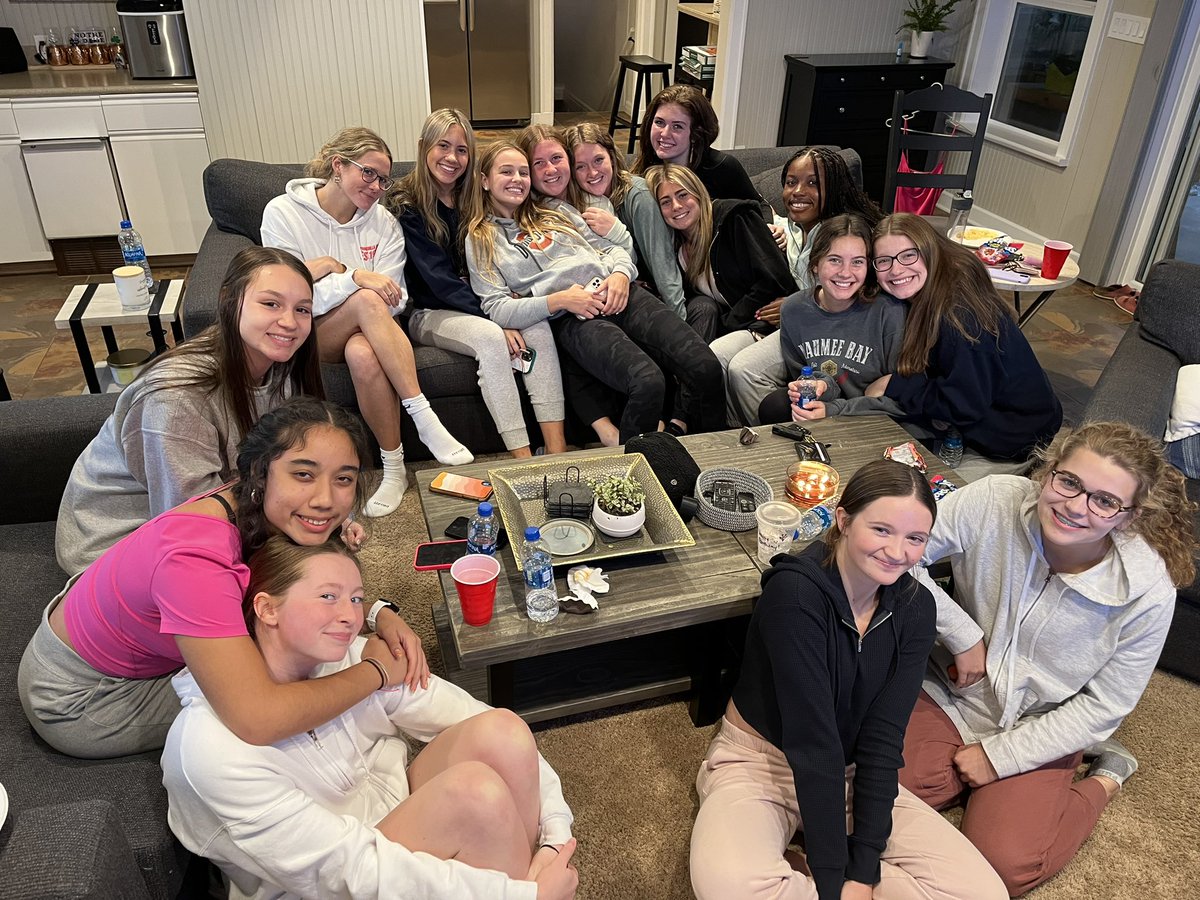 SaintJoeVB's tweet photo. We're excited for sectionals! #WogWag @ihsvca @IHSAAvb @SaintJoeHigh https://t.co/Y0iWvUhTUr