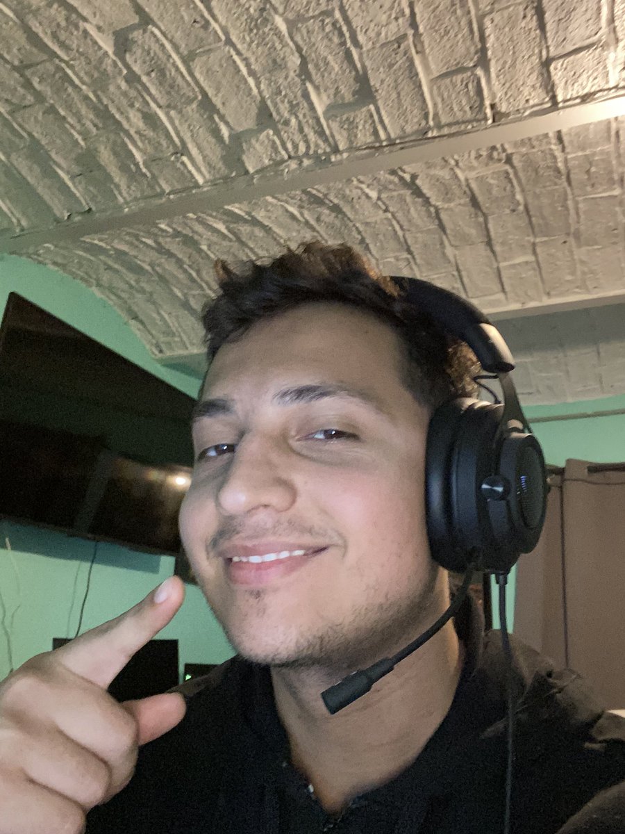 ExcerCham tweet media