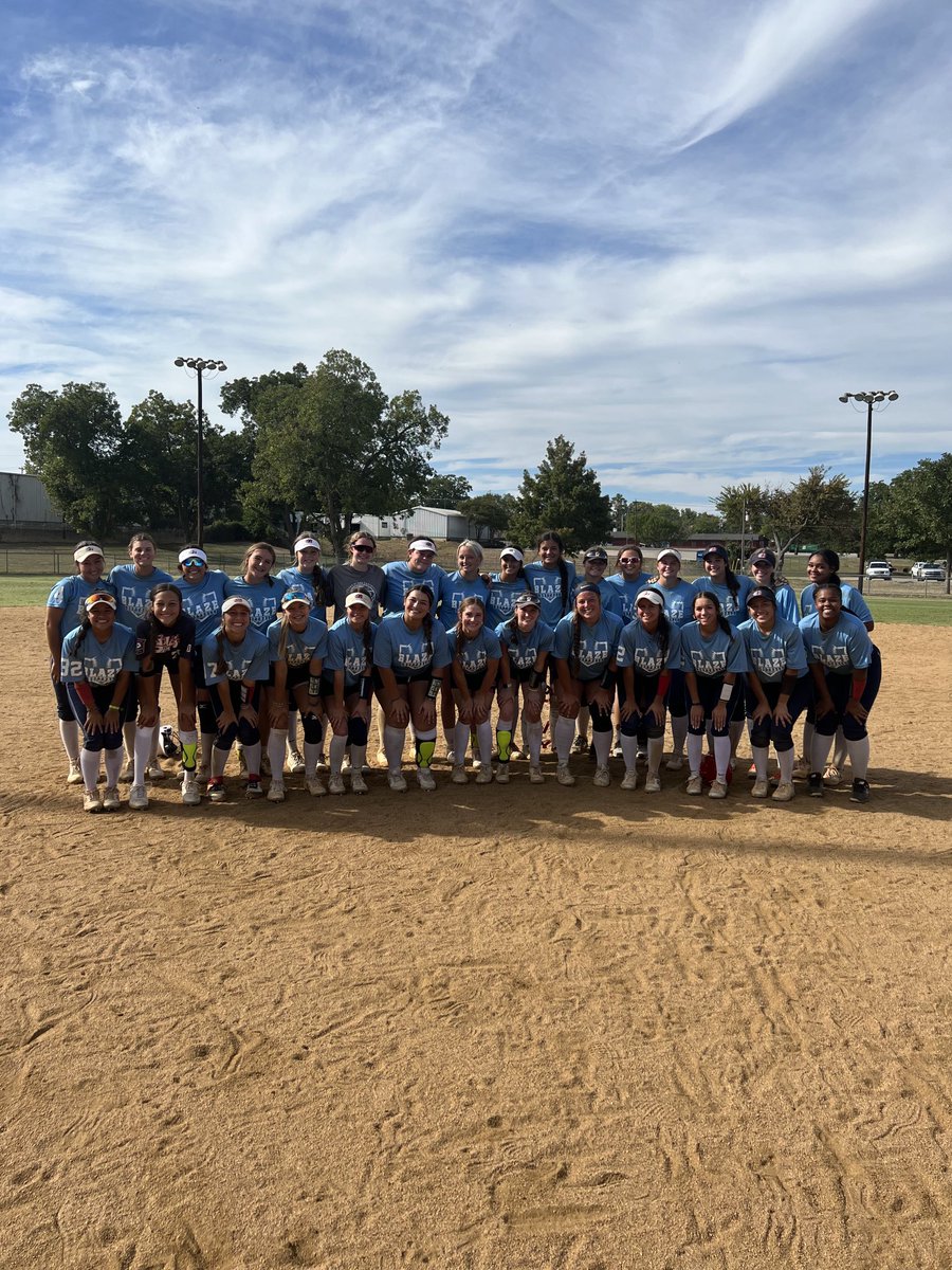Such a GREAT day practicing &amp; scrimmaging with the Blaze 16u United team! 🤩 Terrific team work, energy, &amp; effort all day!