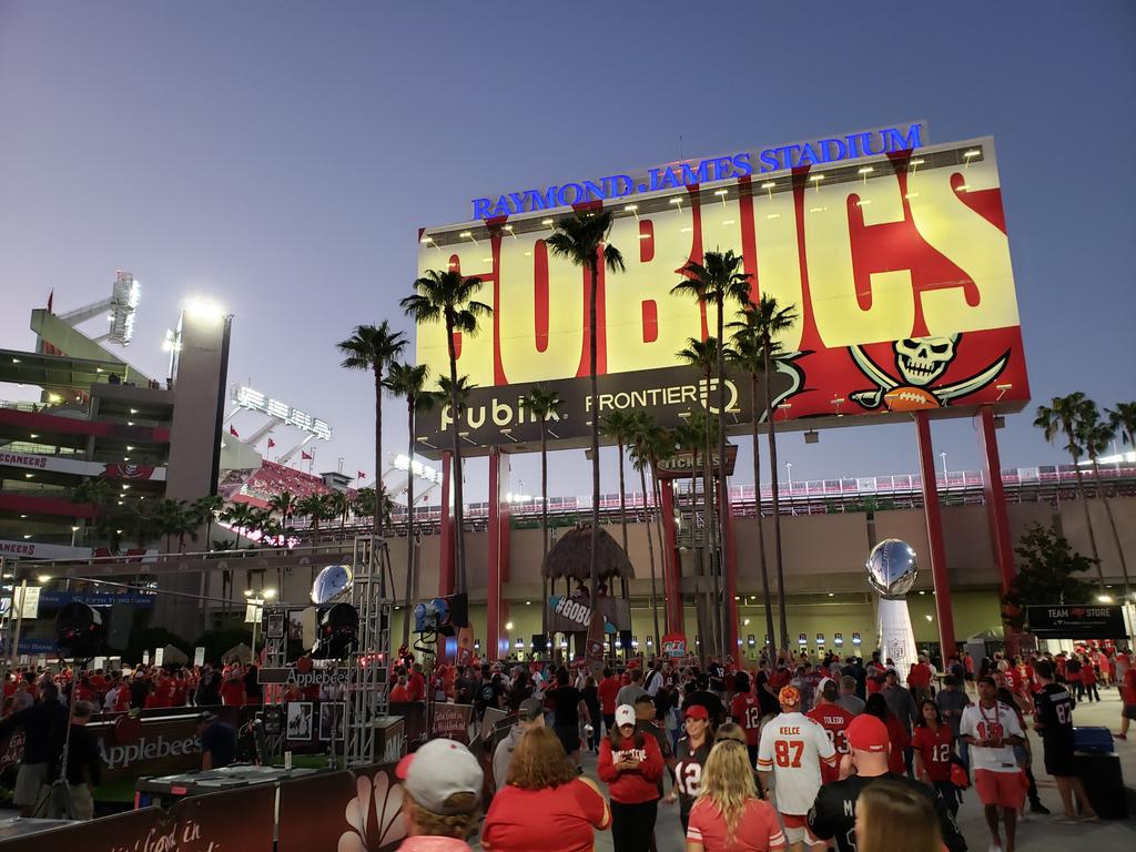 Kevin77_2's tweet photo. Go Bucs!! https://t.co/o1t9I4evvA