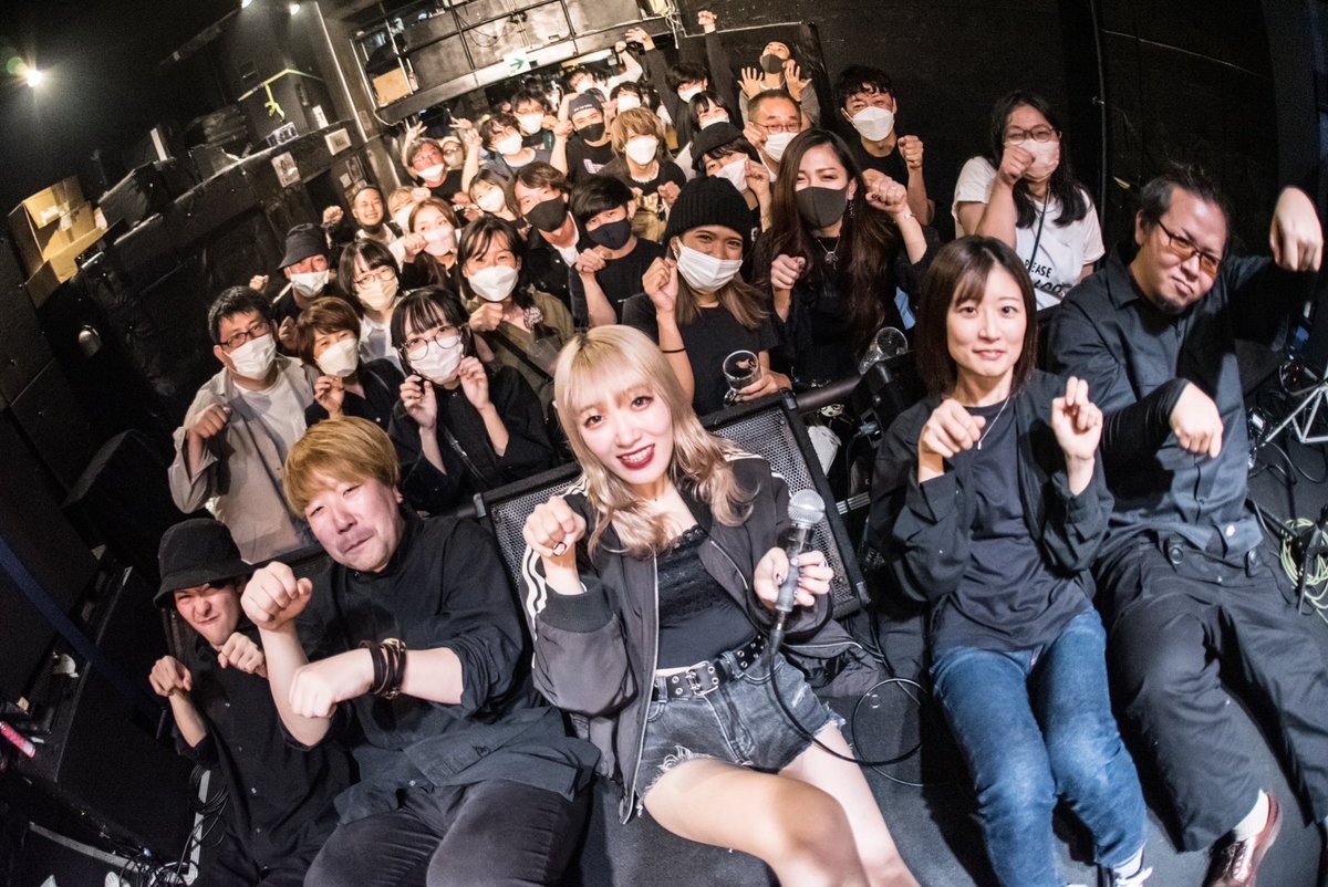 しゅーくりーむ tweet media