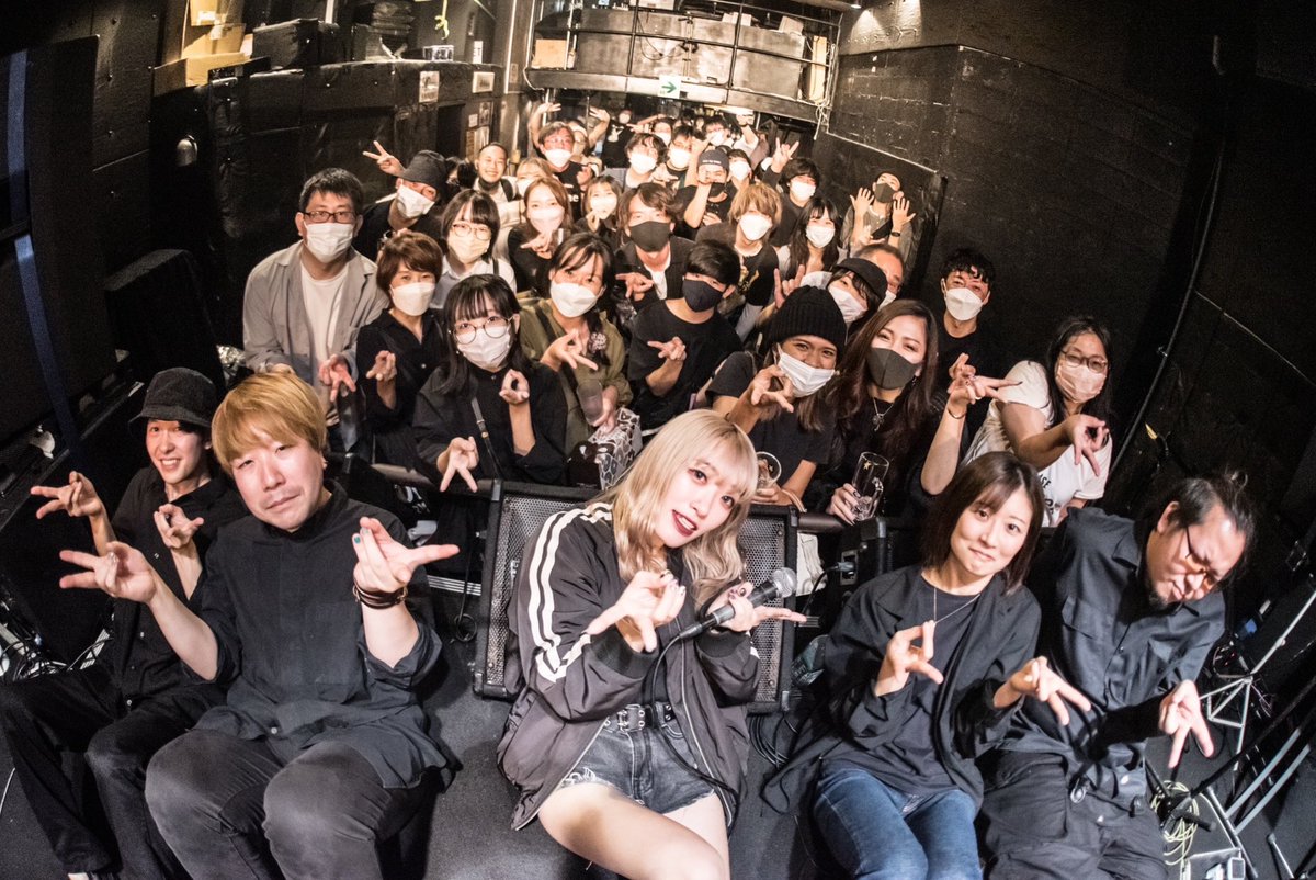 しゅーくりーむ tweet media