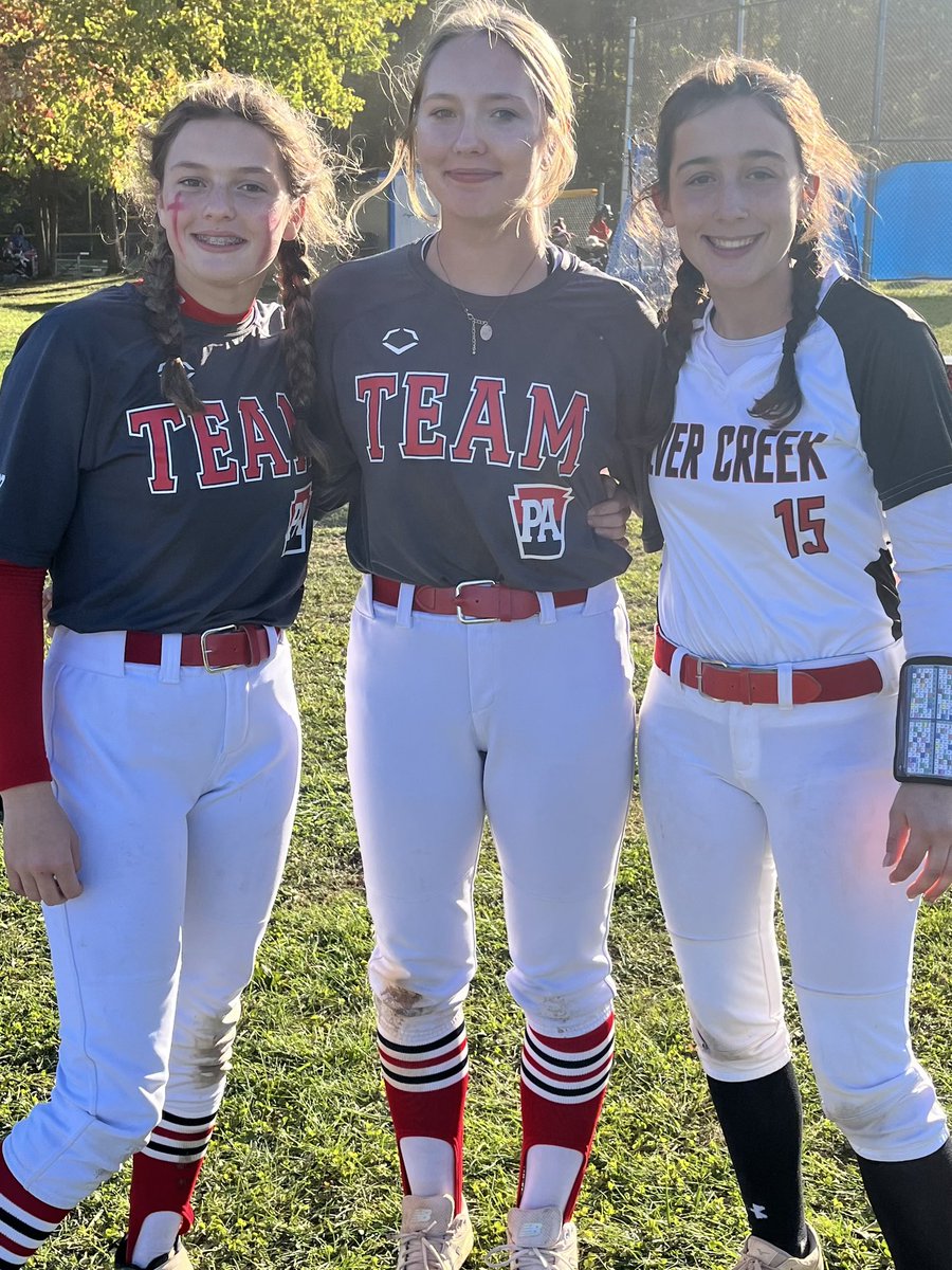 youghsoftball's tweet photo. Congratulations to Yough freshman Kylee Odelli and eighth graders Brooke Kowalski and Kylee Fisher for bringing home the gold in their respective age brackets at the Haunted Trail Classic this weekend!! #LadyCougars 🧡💚 https://t.co/v3TD2ktSmF