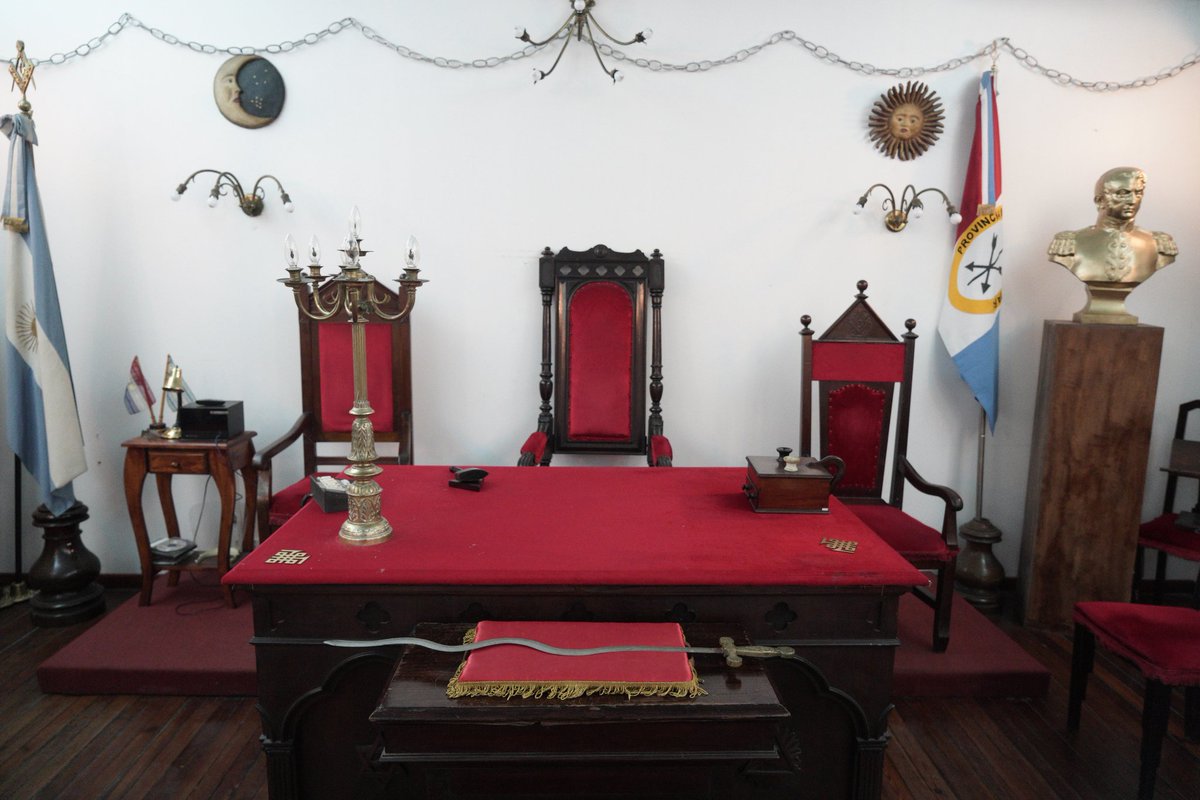 Esta historia tomó varias horas de trabajo en entrevista, escritura, el trabajo de un fotógrafo profesional, y la adaptación a un hilo de Twitter. La mejor manera de colaborar con nosotros es ayudarnos con tu RT para que más personas la conozcan. Gracias.