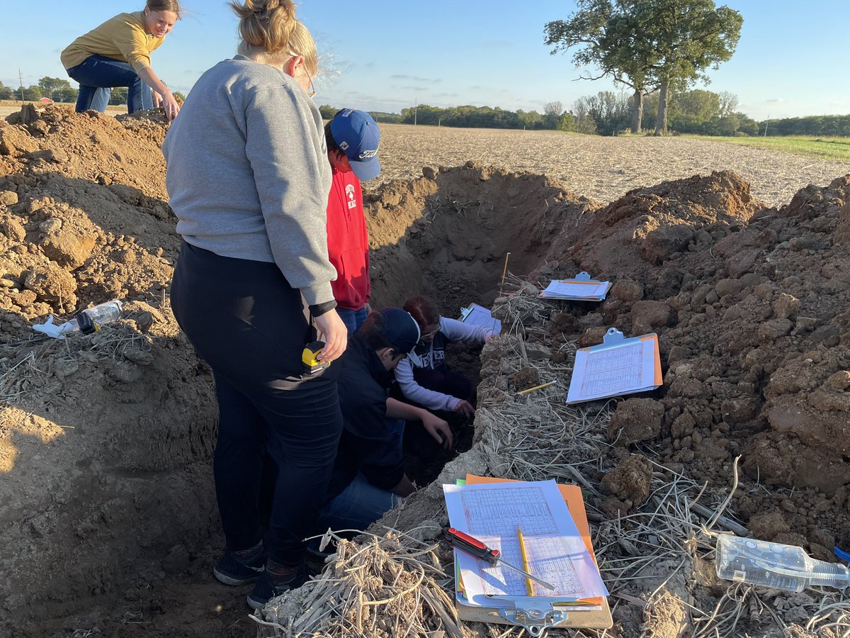 Congratulations to our urban and ag soil judging teams at Districts. The ag team placed 8th and the urban team placed 4th. The urban team will advance to state! They were able to judge a couple of practice pits tonight to narrow down their skills before next weekend.