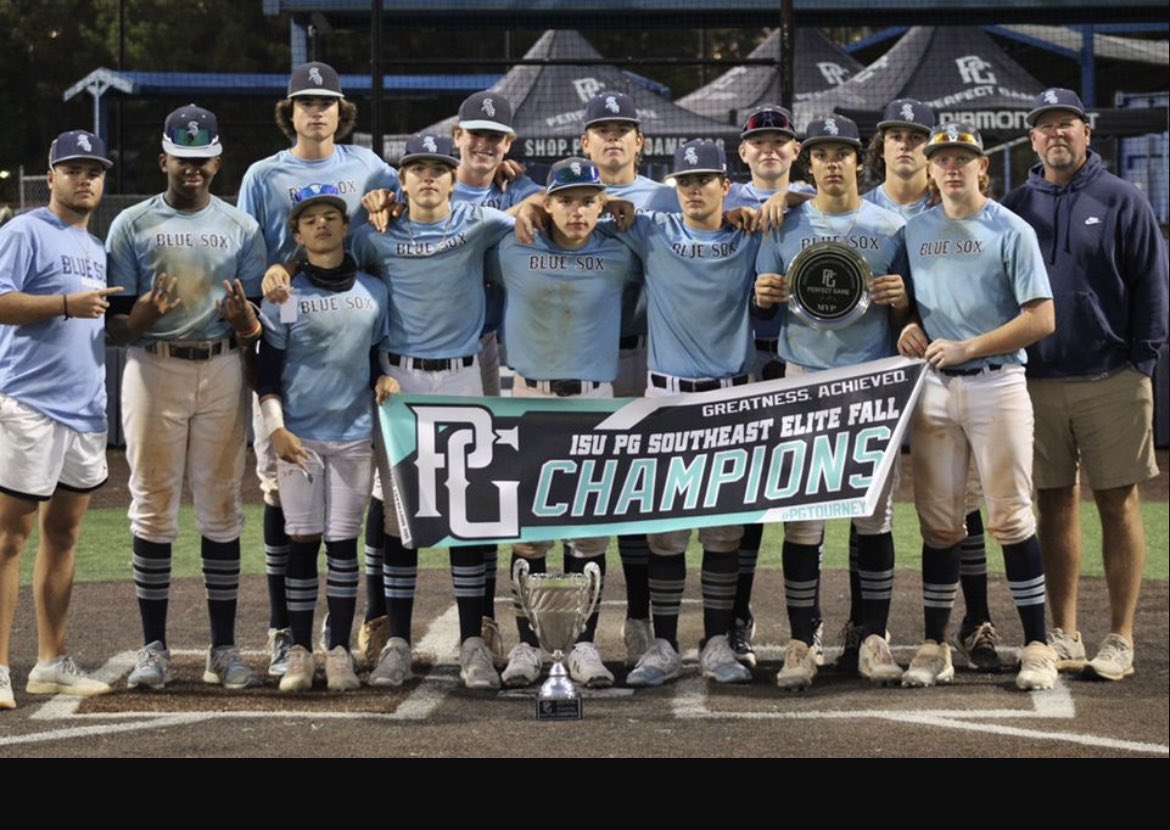 BlueSox_BSB's tweet photo. BlueSox win the championship game 13-12 @Davidperson23 and @Jarrett_Scott13 with 3 Hits each @NoahWilson26 Ty Hunt with 2 Hit games Cam Cloud with 3 RBI #earnit https://t.co/i86YBxgvqh