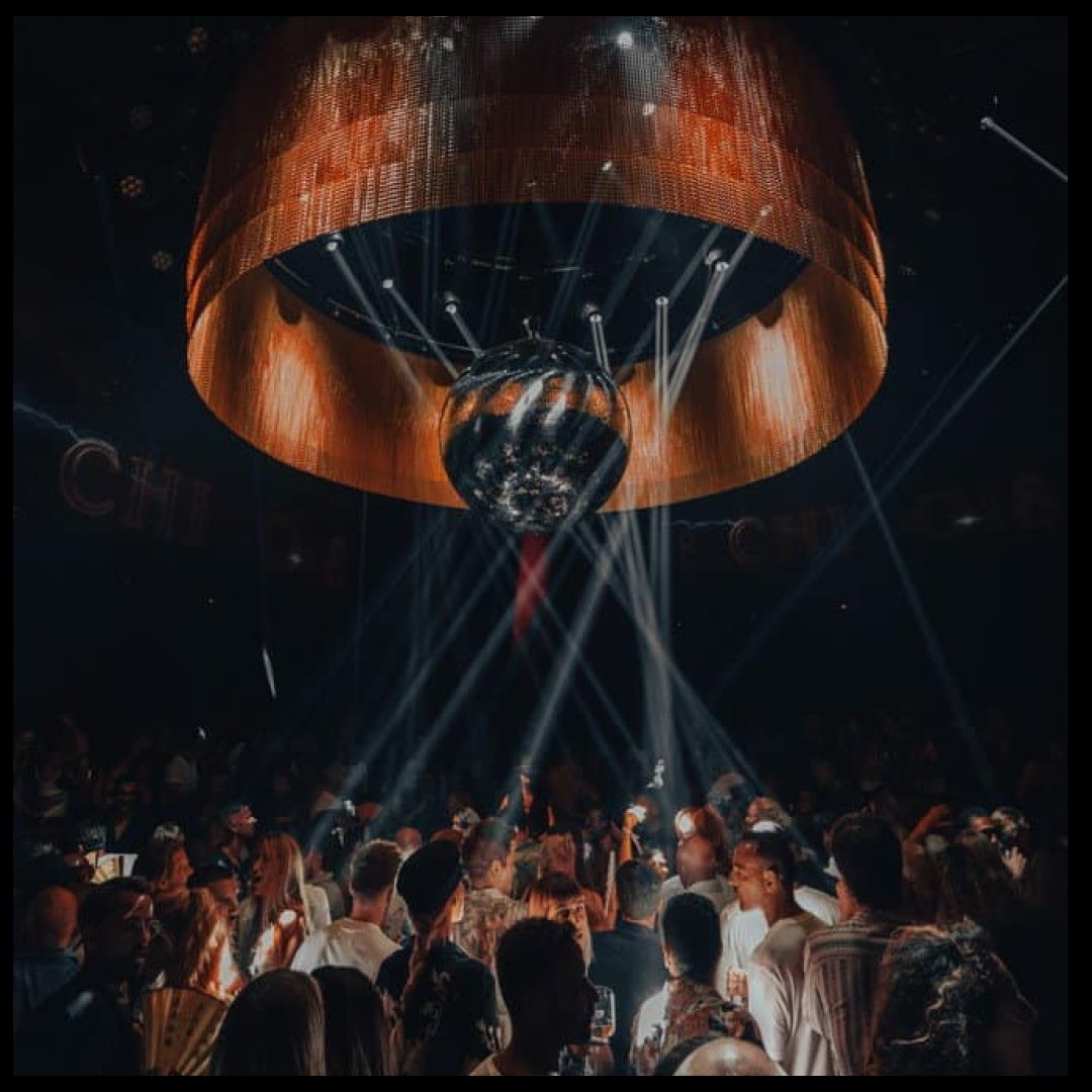 A membership that gives you access to iconic buildings and locations around the world.. From lively Dj sets whilst watching the sunset, to exclusive nightclubs that last till sunrise! We offer luxury fun and a world full of infinite possibilities. Welcome to Infinity. ♾️