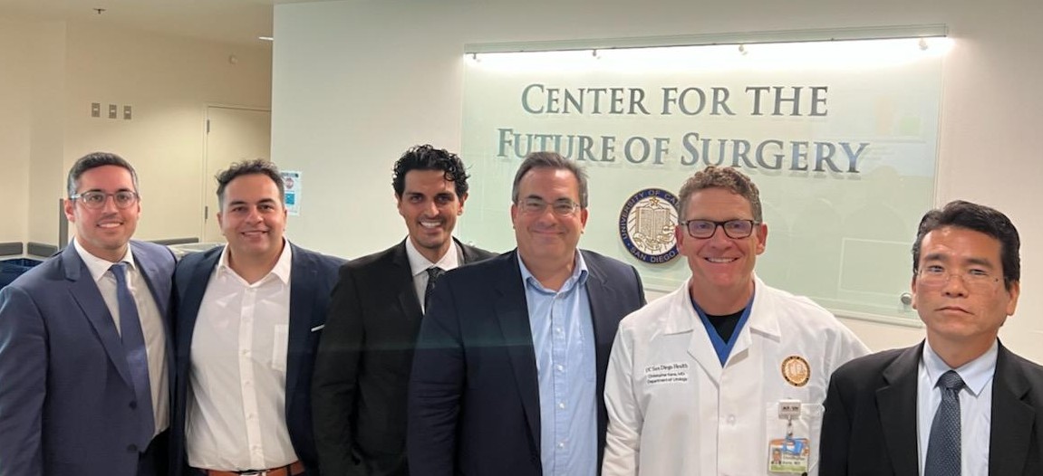 MichaelAhdootMD's tweet photo. Had a fun time teaching an MRI targeted prostate course biopsy course @ucsd with my former co fellow @UroMADMD @AmirLebastchi and our mentor @PeterPintoMD. Also had the chance to hang out with two Urologic greats Dr Kane and Dr Ed Uchio #WCET2022 https://t.co/T1Xnl0dpVI