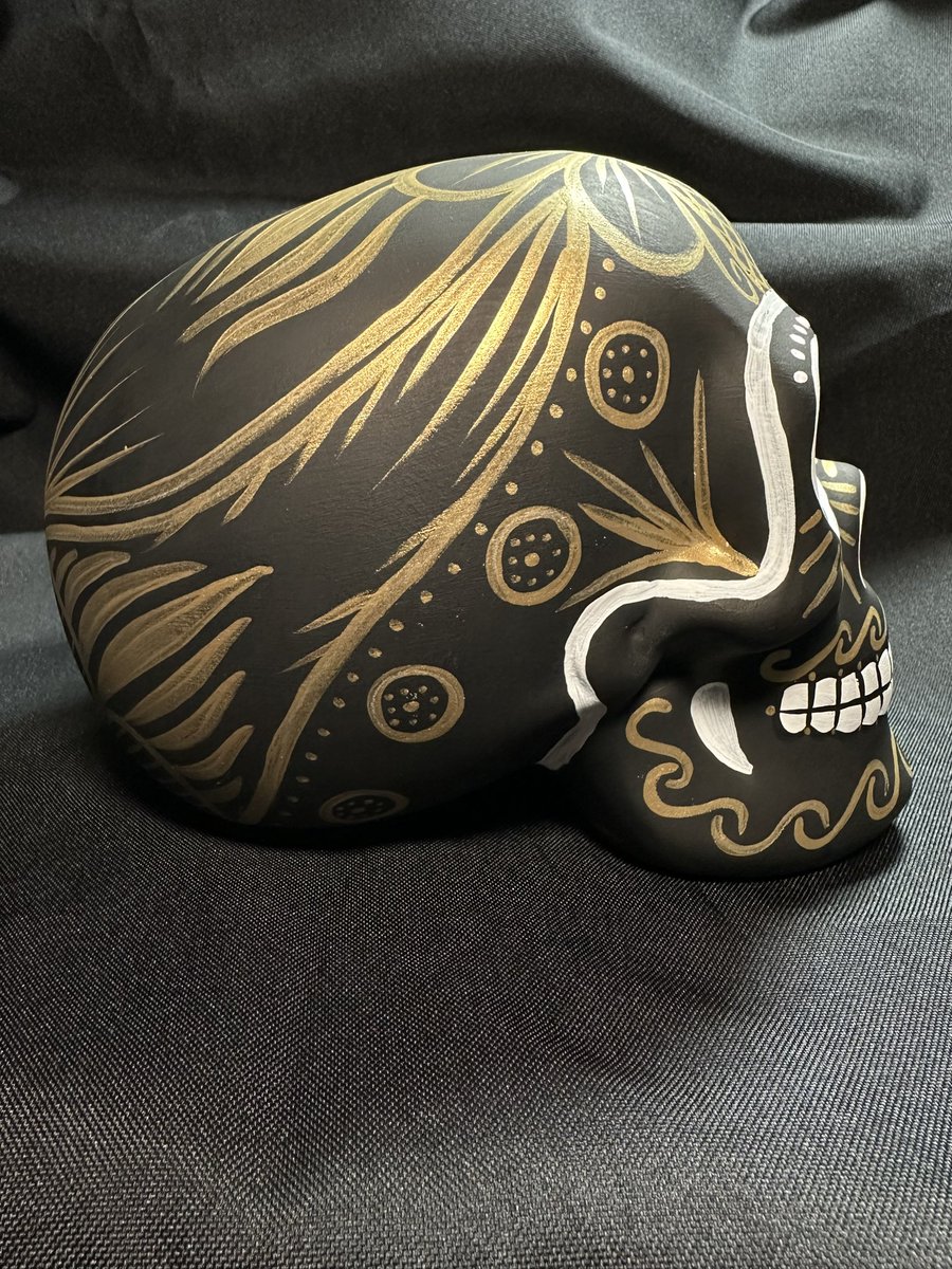 djtootall's tweet photo. My finished skull for @LocalColorSJ third annual 31 skulls fundraiser & auction. #31skulls #localcolorsj #art #diadelosmuertos #sanjose https://t.co/6SOzXKux1e