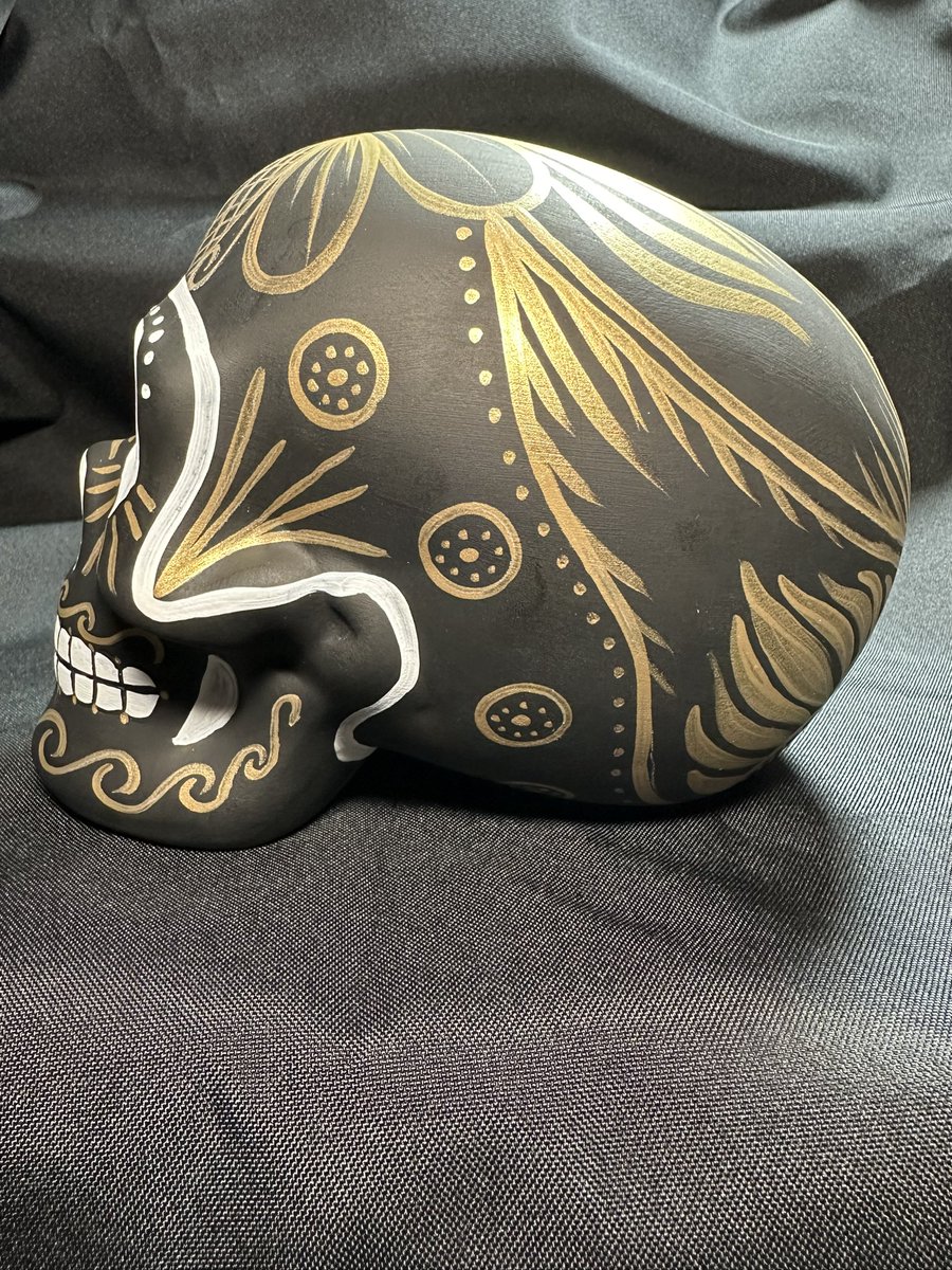 djtootall's tweet photo. My finished skull for @LocalColorSJ third annual 31 skulls fundraiser & auction. #31skulls #localcolorsj #art #diadelosmuertos #sanjose https://t.co/6SOzXKux1e
