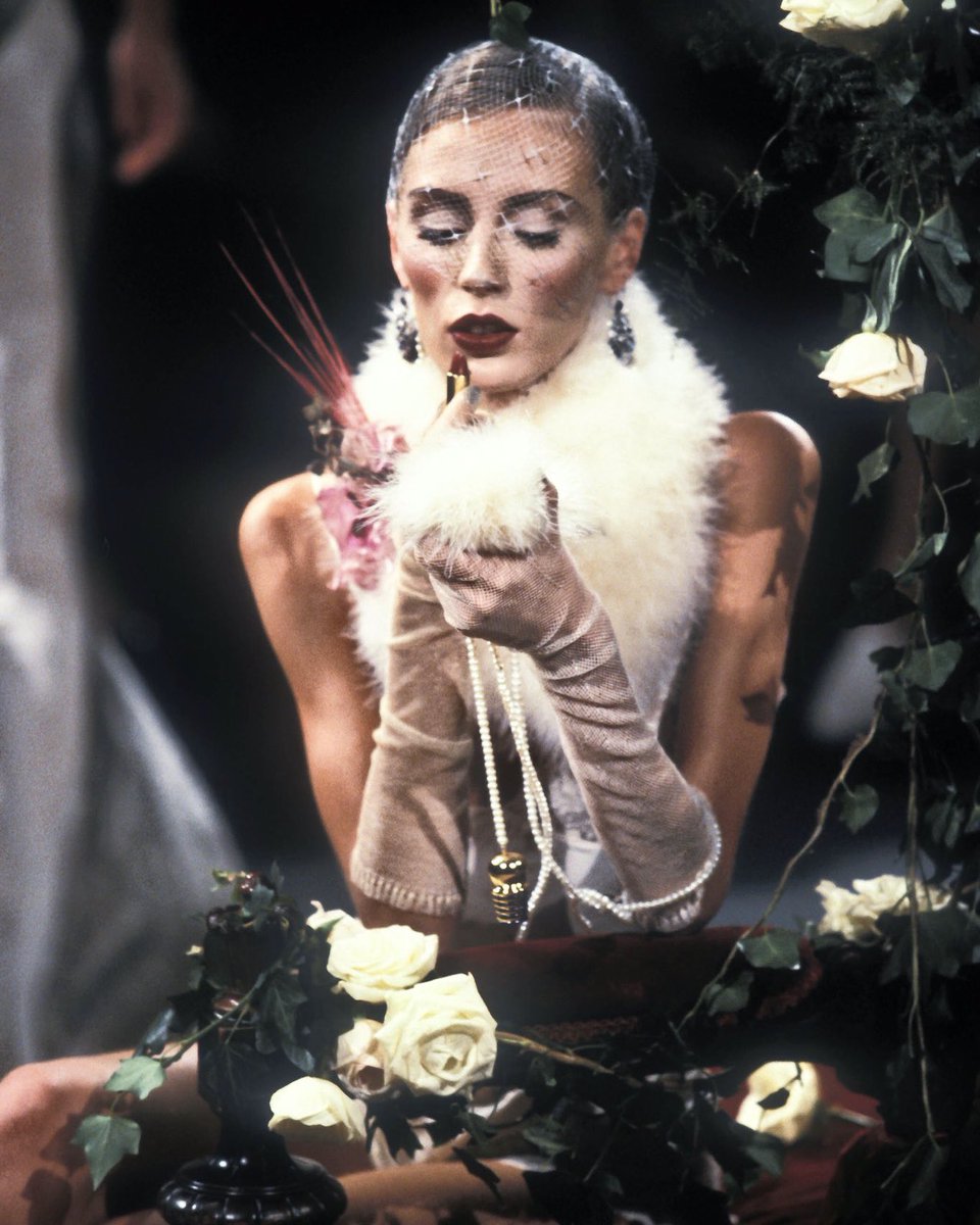 saintdoII's tweet image. christian dior spring-summer 1998 couture