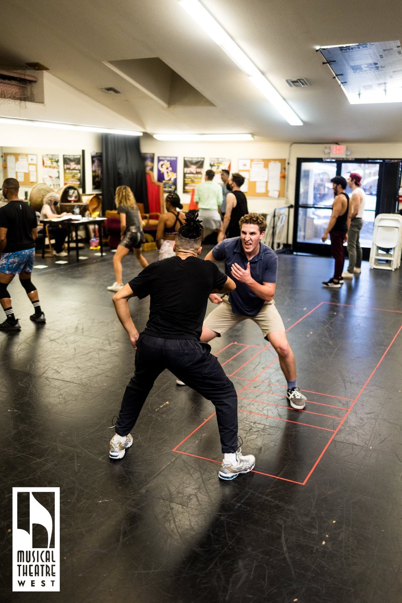 MusicalThtrWest's tweet photo. #BehindTheScenes of the first week of rehearsals for #DAMNYANKEESMTW! What a week, what a cast, what a TEAM! ⚾️❤️

🎟️: https://t.co/YtvgJzkZH2 https://t.co/swmQncdDka