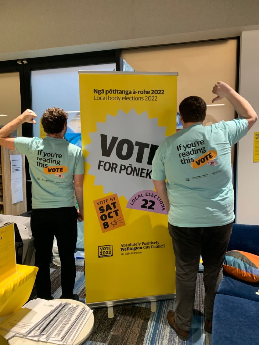 WgtnCC's tweet photo. ✅ Special voting papers can now be collected from Te Pokapū Hapori Community Centre on Manners Street, plus the Johnsonville, Newtown, Karori, and Kilbirnie Libraries. Opening hours can be found on our website: https://t.co/HBlXz9N4Dt https://t.co/9yjf5DNRNo