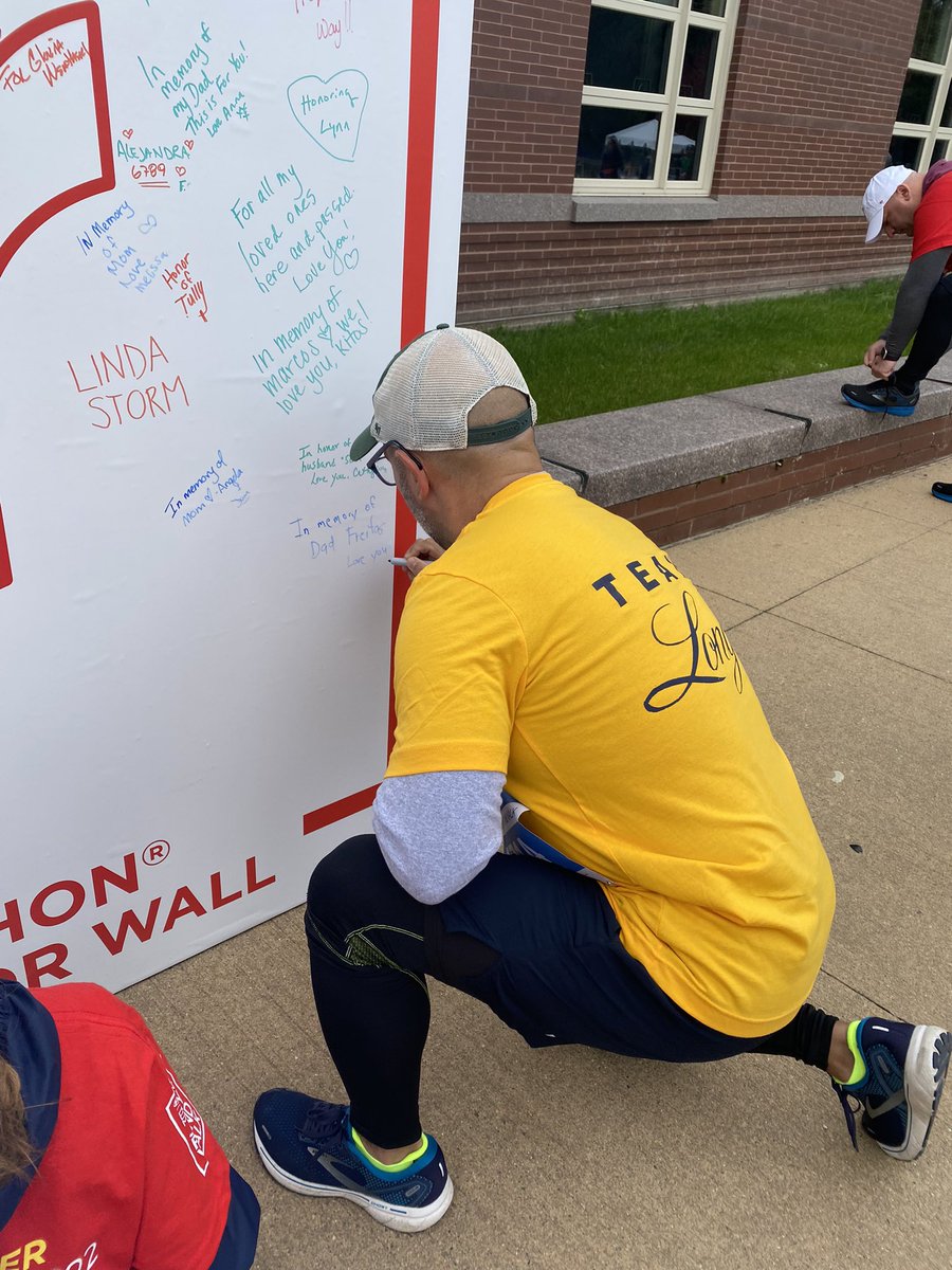 diamond_guy13's tweet photo. Thank you for the support of a great cause!!!  #JimmyFundWalk #longsjewelers https://t.co/Dq4UmkPhmE