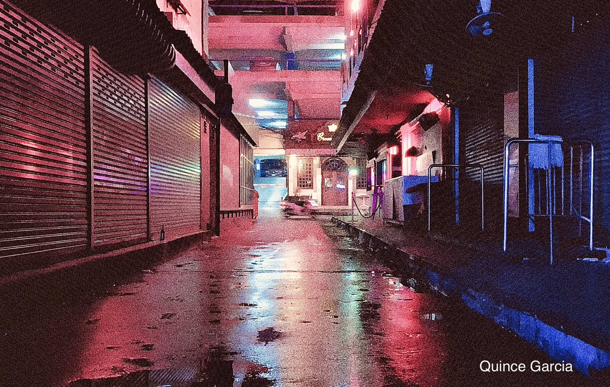 I’m always thinking about images and what they represent or reflect to people. Walking around Bangkok was inspiring and I’m looking forward to sharing a film I’ve made about being out here. #filmmaker #documentary #photographylovers #Commissions #bangkoknightlife