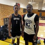 Photo by Gwendolyn Brooks Boys Basketball (@Chi_brooksBBall)
