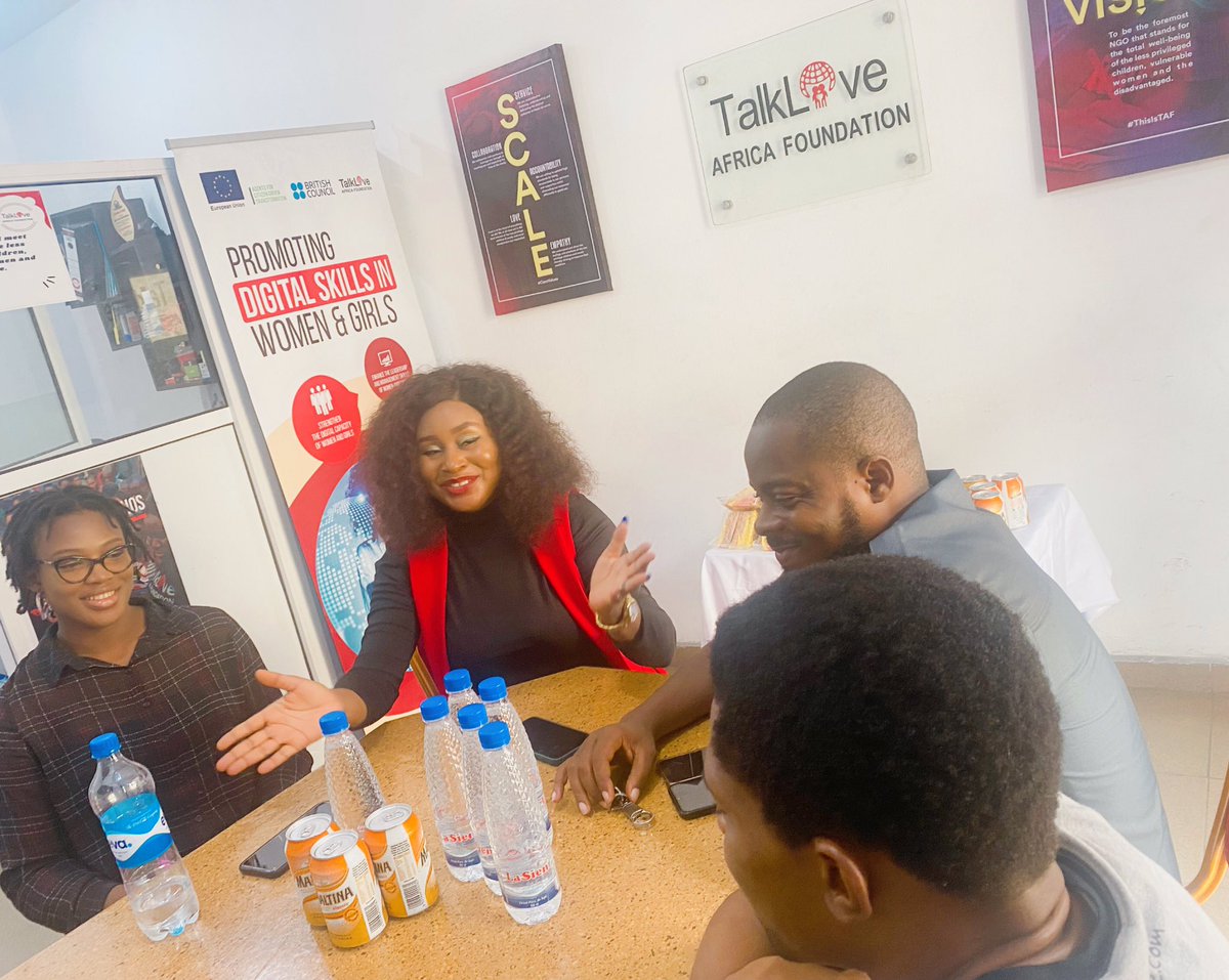talkloveafrica's tweet photo. It's Official.....TAF is 6!!! 

Team Members strike a pose as Talklove Africa Foundation marks her 6th year Anniversary celebration on the 29th of September, 2022.

#TAFis6 #TalkloveAfricaFoundation #29thSept #anniversarycelebration  #anniversary #team https://t.co/0ldUzV3zPs