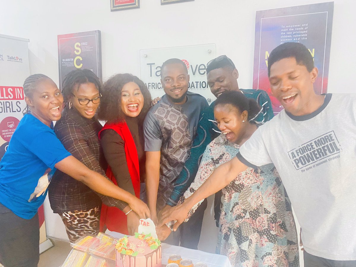 talkloveafrica's tweet photo. It's Official.....TAF is 6!!! 

Team Members strike a pose as Talklove Africa Foundation marks her 6th year Anniversary celebration on the 29th of September, 2022.

#TAFis6 #TalkloveAfricaFoundation #29thSept #anniversarycelebration  #anniversary #team https://t.co/0ldUzV3zPs