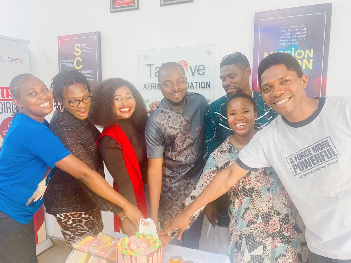 talkloveafrica's tweet photo. It's Official.....TAF is 6!!! 

Team Members strike a pose as Talklove Africa Foundation marks her 6th year Anniversary celebration on the 29th of September, 2022.

#TAFis6 #TalkloveAfricaFoundation #29thSept #anniversarycelebration  #anniversary #team https://t.co/0ldUzV3zPs
