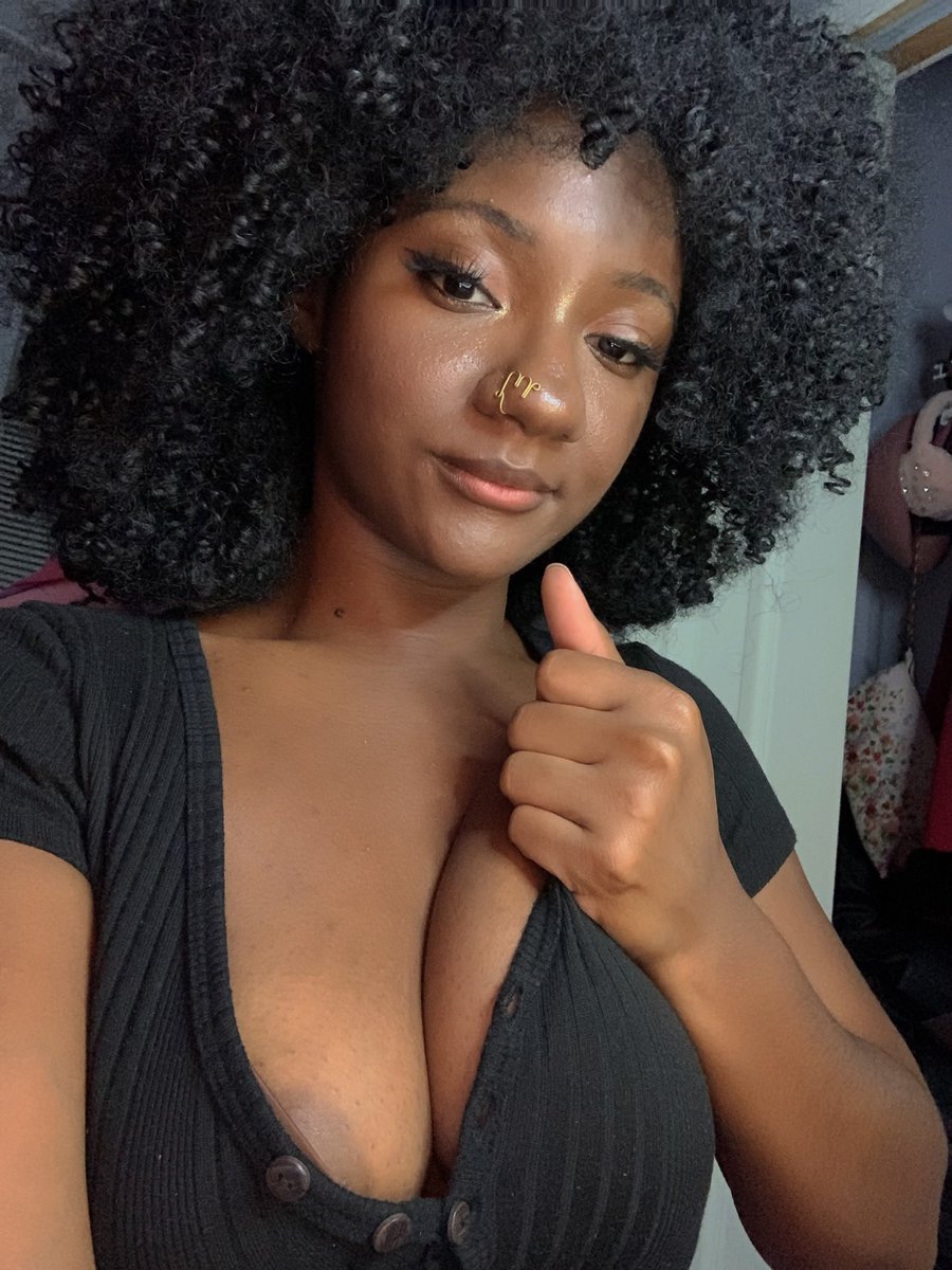 Sailor Mae Online’s pics and videos