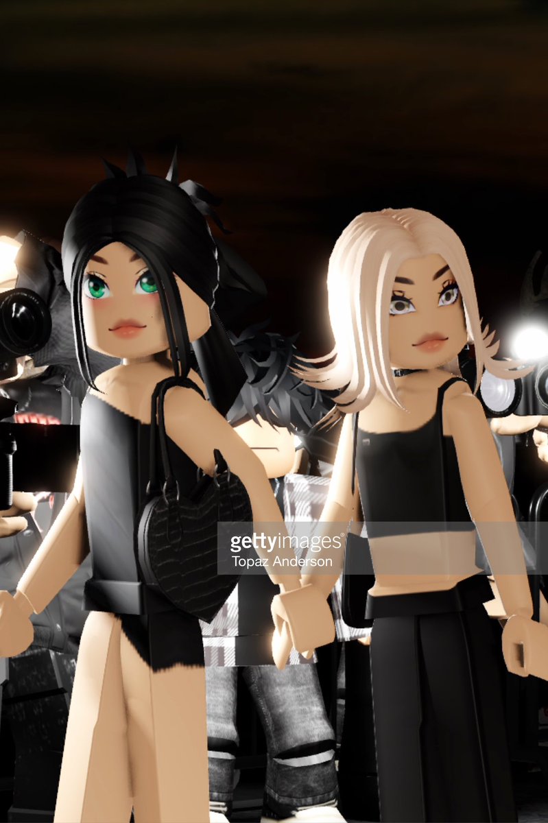 smize_rblx's tweet photo. 📸 
[PFW] “ Classic Beauties “ at Paris Fashion Week 2022
(Source : Topaz Anderson Getty)

Minari and Ke’hari arrive to the exhibition in style.

@YSL 

#IZE #아이즈 
#MINARI #미나리 
#KEHARI #케하리 
#YSLリブレ #YSLSS23 
#YvesSaintLaurent #YSL https://t.co/85IDSufrht