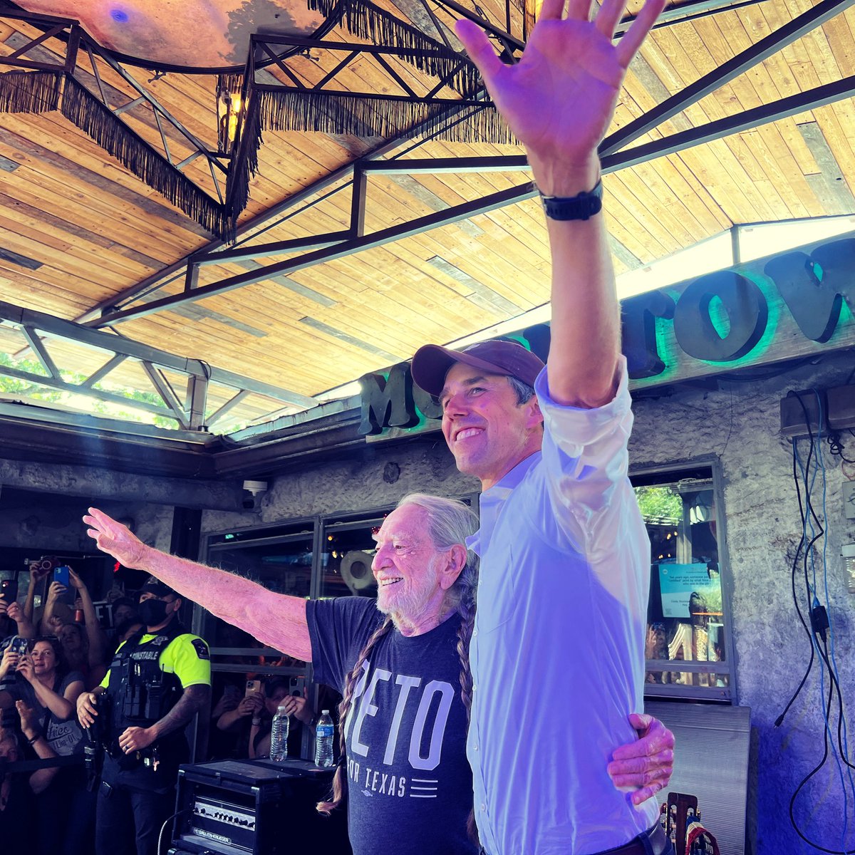 BetoORourke's tweet photo. Vote 'em out. https://t.co/24Sk5jY6oS