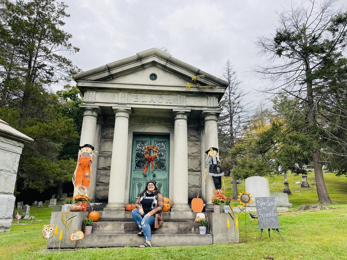 So much fun we had this weekend, celebrating our Documentary- Julie And the dearly departed Players! 

Congratulations on another successful tour on a beautiful fall day!

Another performance on Oct 9,2022 at The Dunmore Cemetery- 2-4

#scrantonfilms