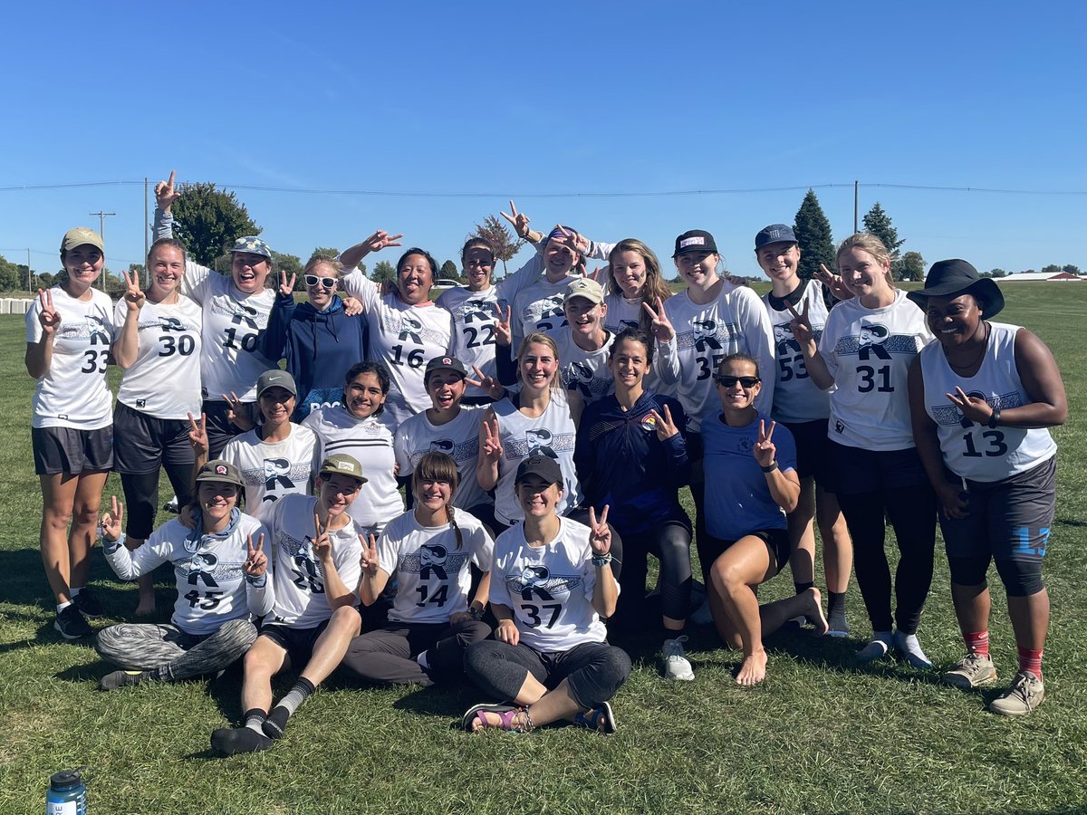 And with the highest finish in program history, Rogue takes 2nd 🥈 at Great Lakes Regionals to cap off the 2022 season!

Cancelled flights, flat tires, lost toenails, and 5am flights from weddings got NOTHING on this squad ❤️ 🐘