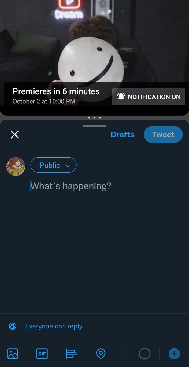 cyanfIower's tweet photo. tweeting w split screen like the good old days https://t.co/Eu6b4AZ9WV