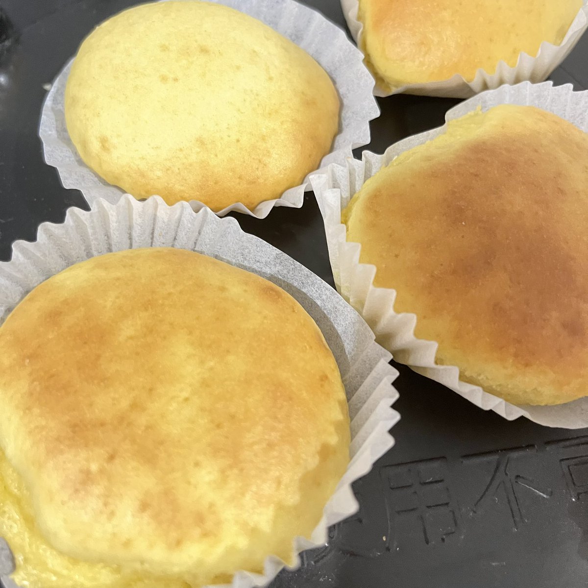 exy_sora_'s tweet photo. おはゆずです️️️⛅️
何を思ったかカップケーキを作りました🧁
カップケーキに見えないけどカップに
入れて焼いたからカップケーキです😶
今日も12時から17時まで!
よろしくお願いします🤲
#女風
#女性用風俗
#EXYCLUB
#EXYGROUP
#柚木は甘党 https://t.co/oPt3g8lbFt