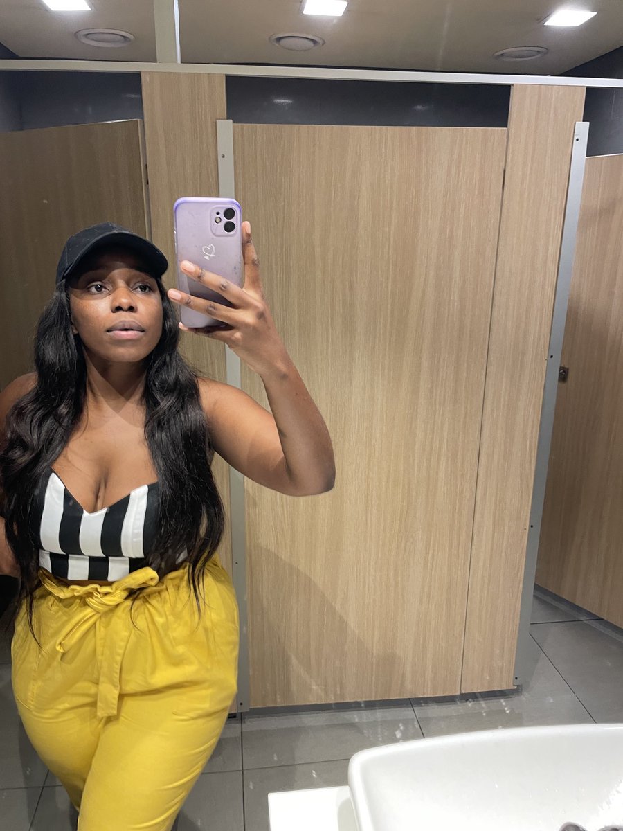 Fulufhelo 🌸 tweet media