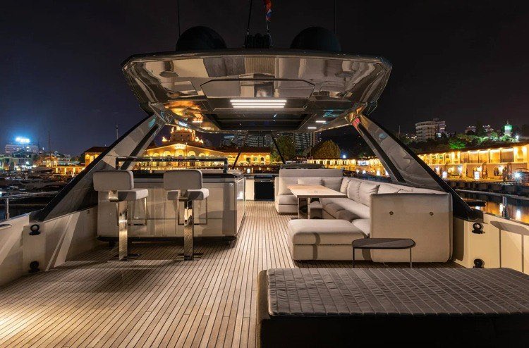 ALLUXE.ONE tweet media