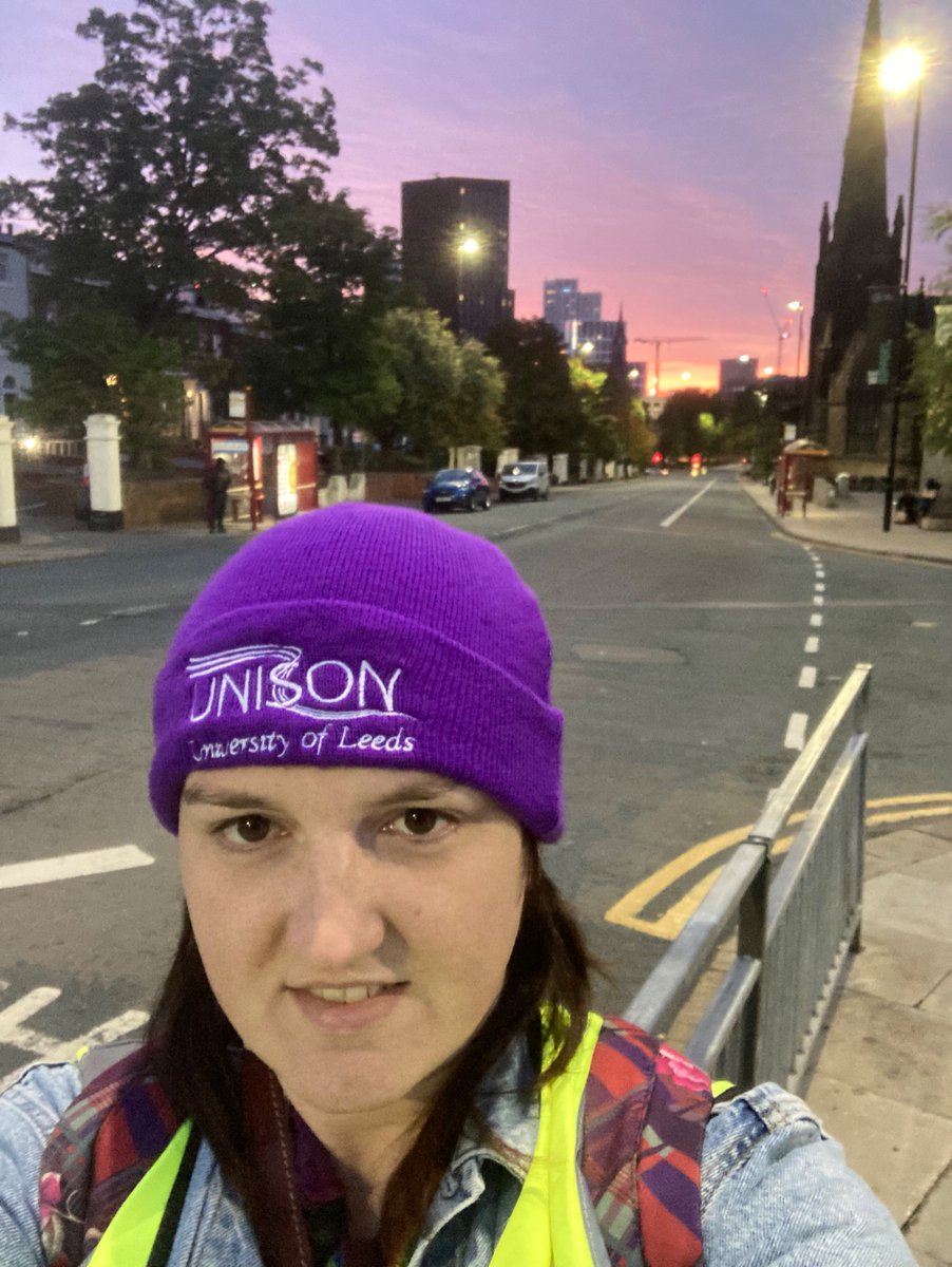 A beautiful Monday morning sky to picket under here in Leeds! Solidarity with our colleagues up and down the country @LeedsBeckUnison @UoLUnison #EnoughIsEnough #WereWorthMore
