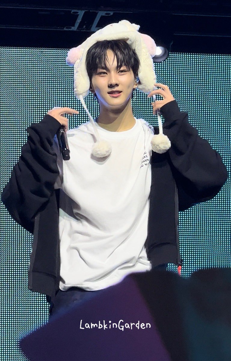 LBK0209's tweet photo. 221002  #JUNGWON #정원 
#ENHYPEN  #엔하이픈
🐑🐑🐑 https://t.co/e2cnf3kxto