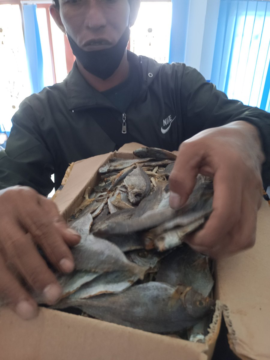 BKIPMBontang's tweet photo. 3.10.22. Pengiriman komoditi ikan kering tujuan malang.
@BuTariPmk 
@ekosulys24 
@BKIPMBalikpapan https://t.co/KzBC3XILt9