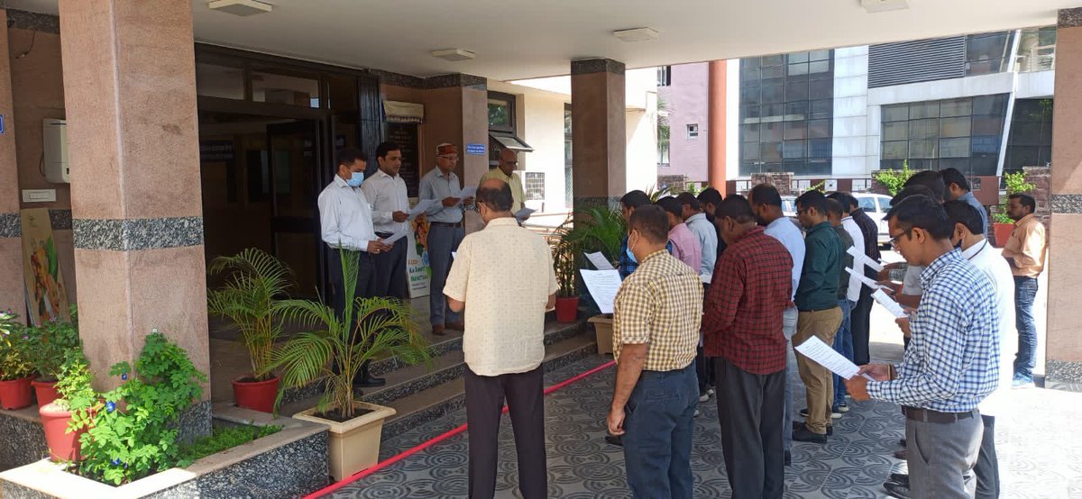 Swachhata pledge @ CGST Bhopal commissionerate