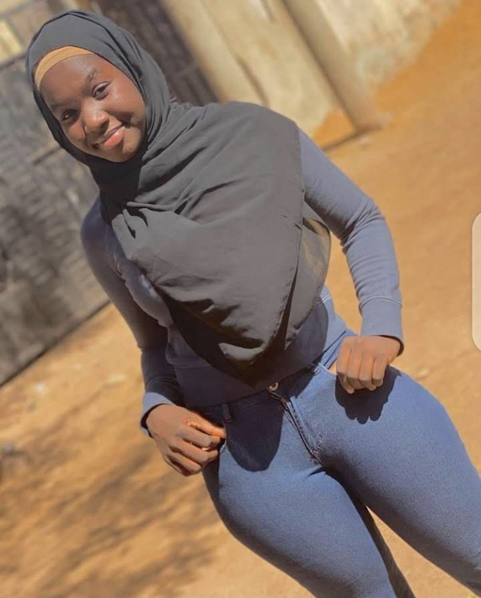 enu_enugus's tweet image. Who wants a moslem friend 😌we can share whatsapp numbers too