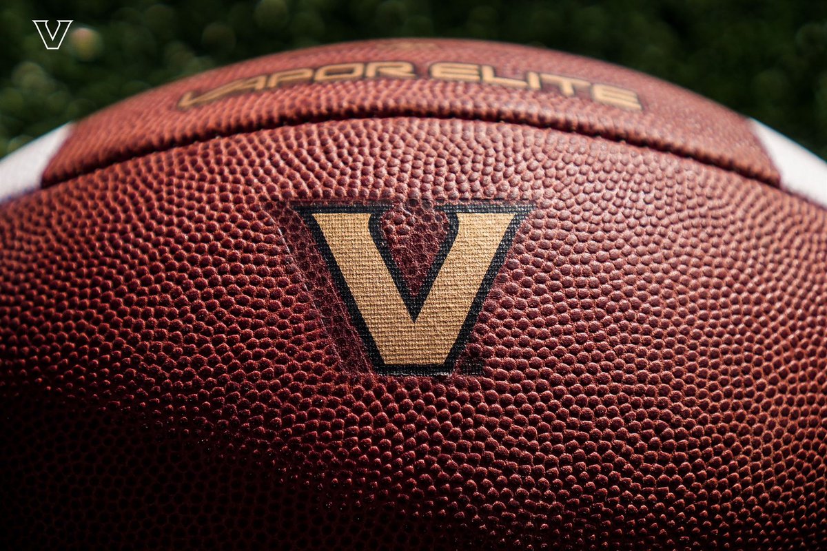 CoachBlaz's tweet image. Ready to get back at it!!
#TheBallIsTheProgram💯