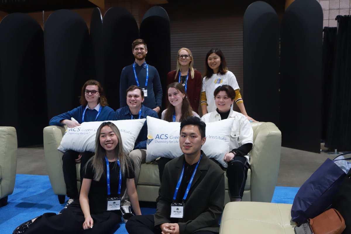 NERM2022's tweet photo. Scenes from the Exposition Hall and Undergraduate Poster Session at #NERM2022 @RochesterACS https://t.co/gJj7JtMBbr