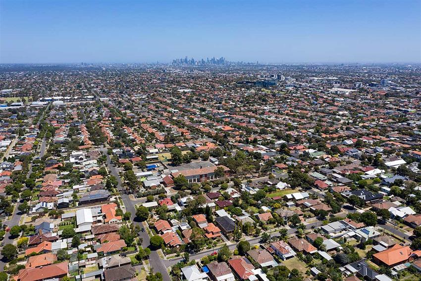 1TPSTeam's tweet photo. New today at The Political Sword.

'A home amongst the gumtrees' By: 2353NM
https://t.co/EF1TPxTUs4

Have a read and let us know what you think at TPS!

#auspol @lynlinking @j4gypsy @NormanK4 @twitACTION https://t.co/2oLwQpXFap