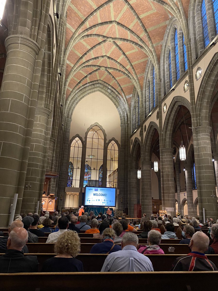 kathelburt's tweet photo. Packed house for tonight's #GreaterVictoriaActingTogether #GVAT #HomesForAll #Community assembly &amp; All Mayors Meeting. #YyjPoli #SaanichPoli https://t.co/Ekp9Fb0Jqc