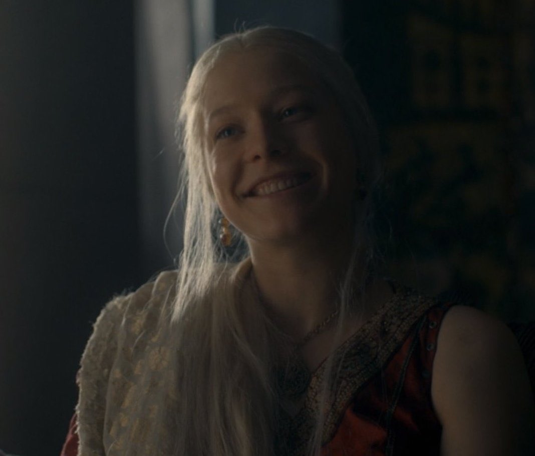 karaguiar_'s tweet photo. Estoy completamente enamorada de Rhaenyra Targaryen https://t.co/ZXLNUzihV8