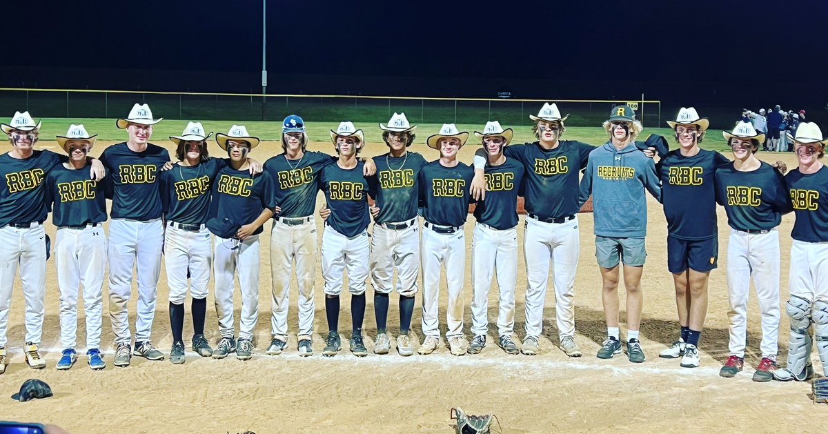 16u National taking home that first place hardware! Great weekend of baseball boys! #recruitsbaseball
