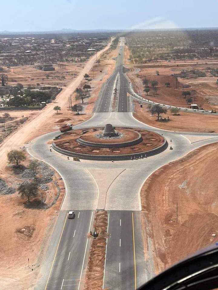 Cdetsmakopa's tweet photo. Brick by brick building our country.Yes we'll get there. https://t.co/ThO9S70HVW