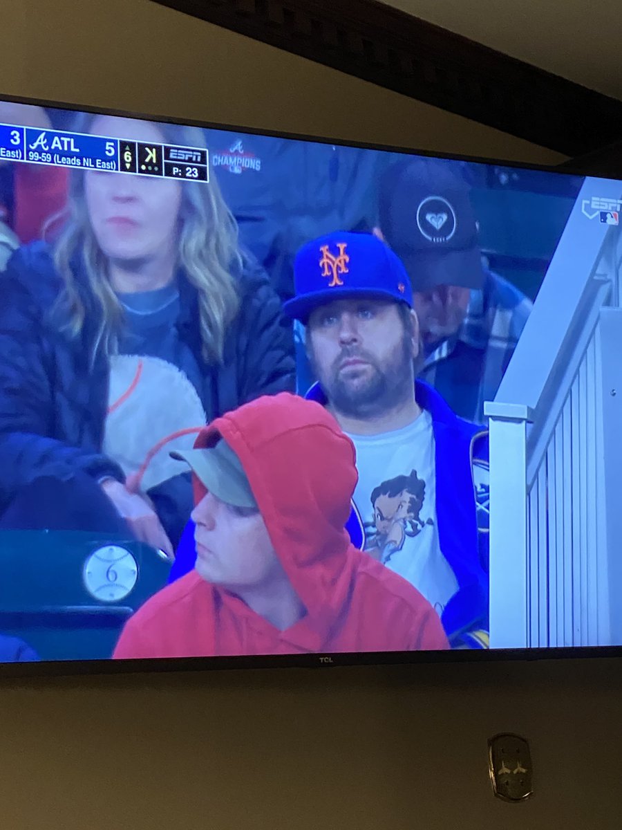 BennettSCSenate's tweet photo. 🧹 #ForTheA #ChopOn 🧹 #MagicNumber1 https://t.co/IJnctGb1en